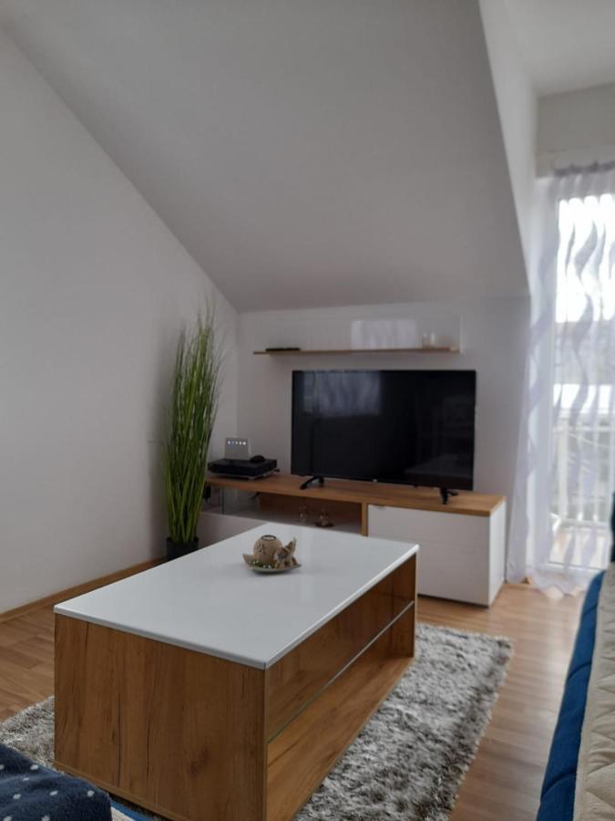 Apartman Giovanni Arandjelovac Luaran gambar